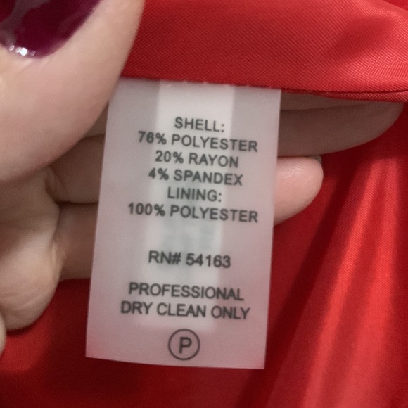 Woman’s Calvin Klein size 12 blazer/ Suit Jacket - Picture 7 of 7